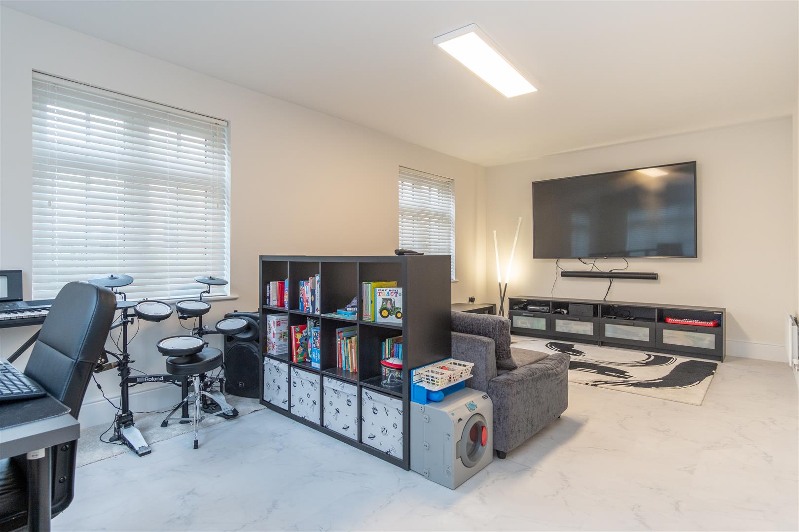 4 bed property in Parkhurst Avenue, Leyland